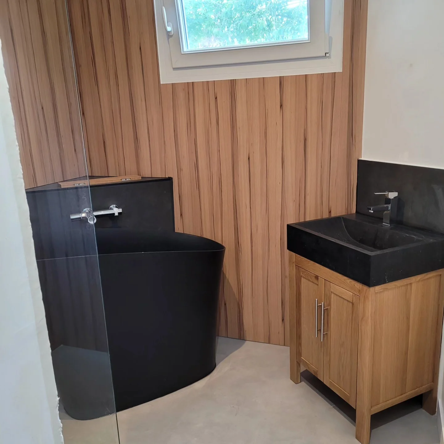 Sanitaires - Rénovation Salle de bain réalisé par L'Empreinte du Bâtiment