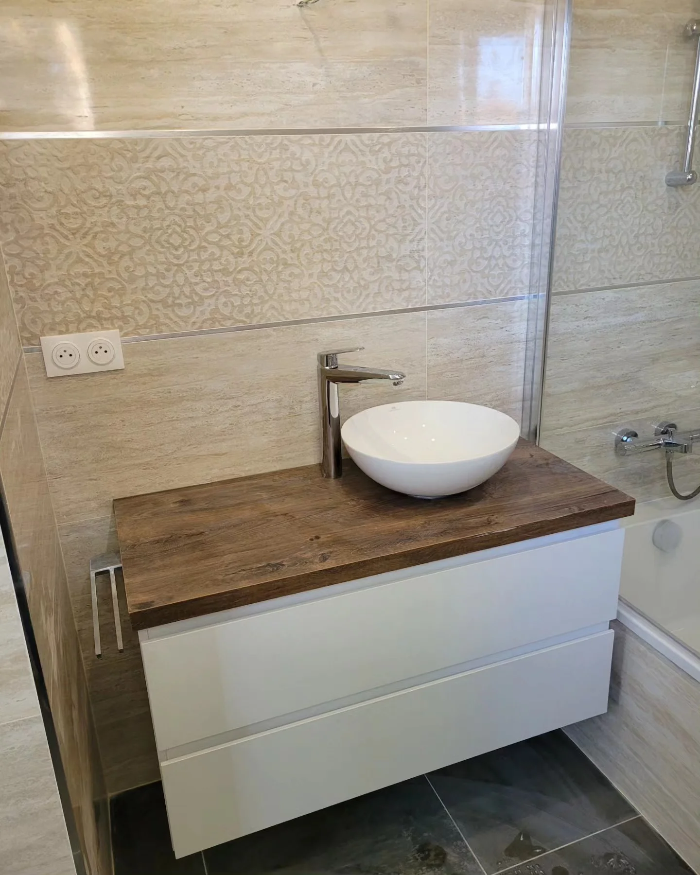 Sanitaires - Rénovation Salle de bain réalisé par L'Empreinte du Bâtiment
