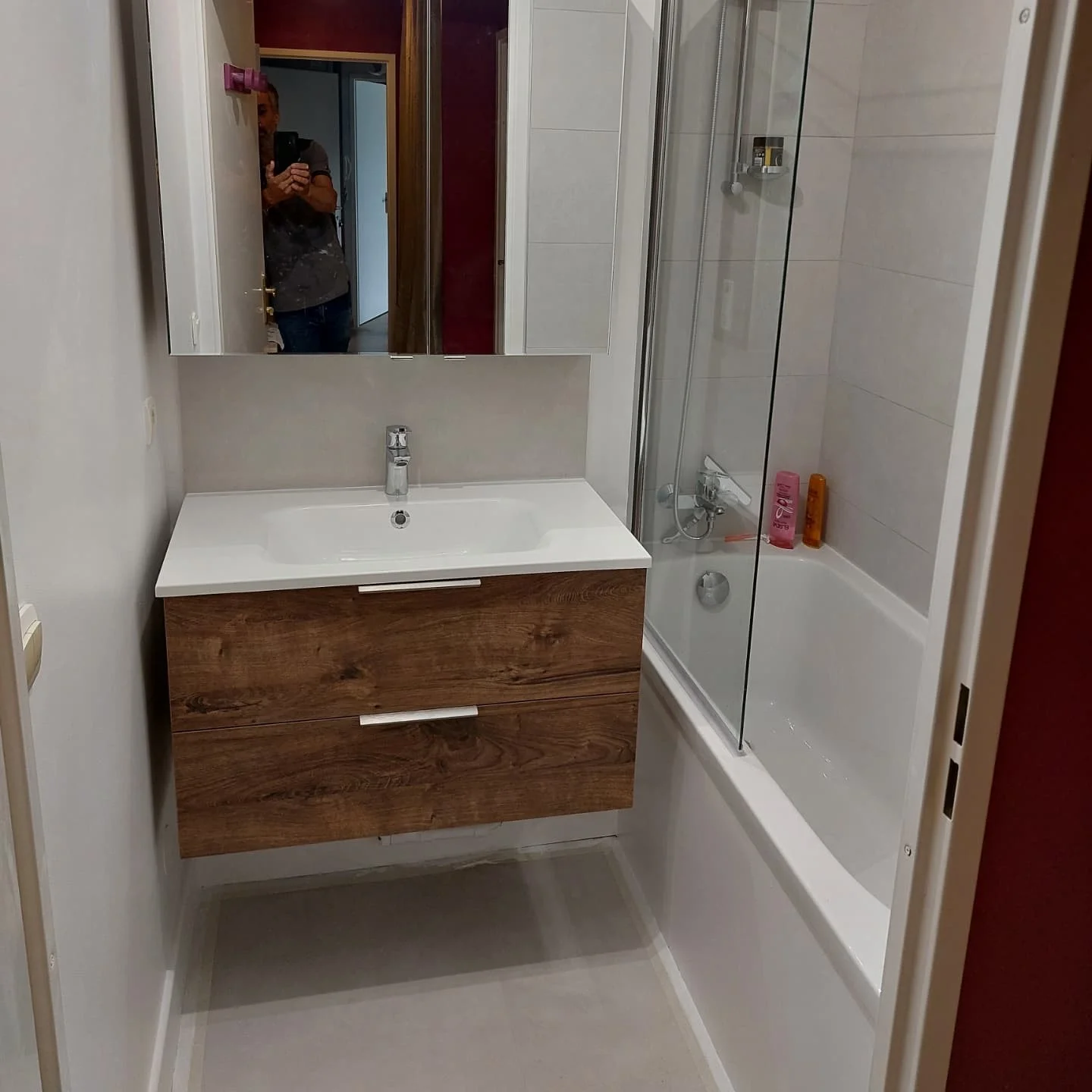 Sanitaires - Rénovation Salle de bain Juillet 2024 réalisé par L'Empreinte du Bâtiment