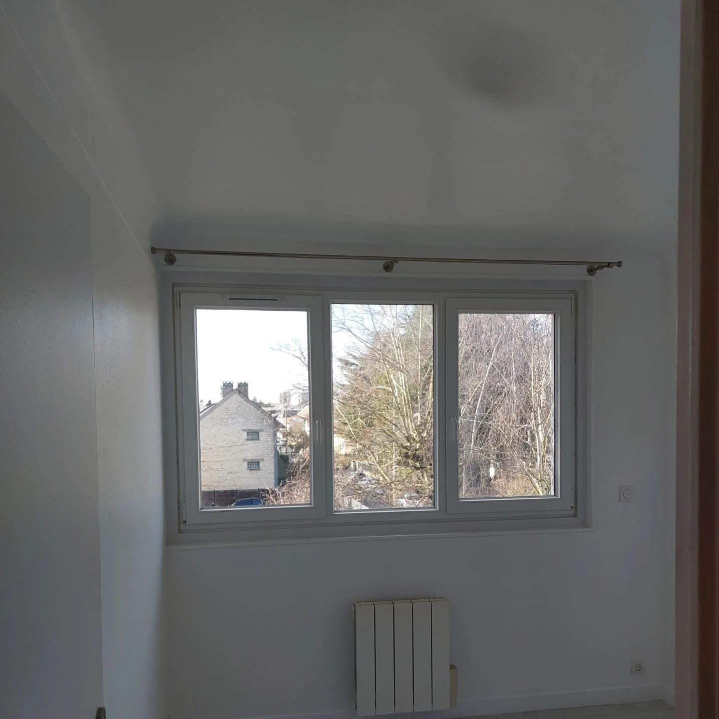 Sanitaires - Peinture appartement et rénovation de sa réalisé par L'Empreinte du Bâtiment