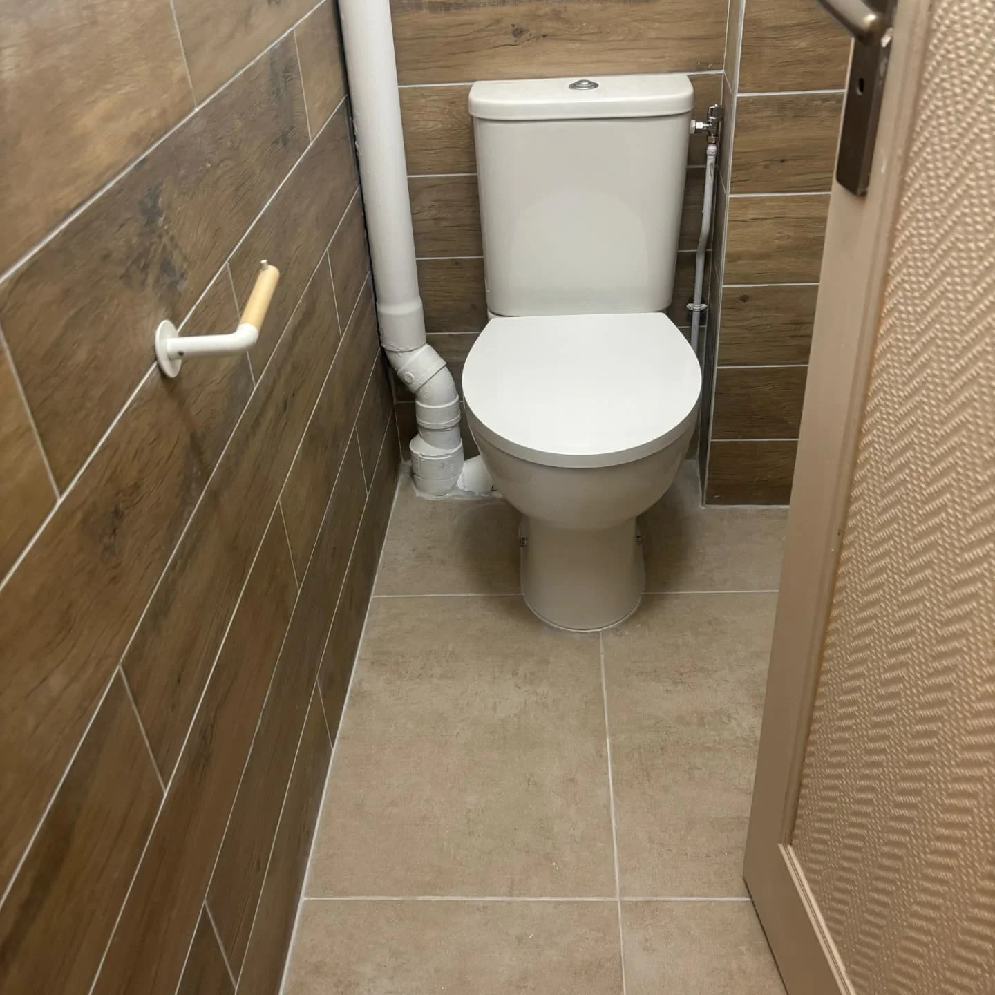 Sanitaires - Rénovation WC et salle de bain réalisé par L'Empreinte du Bâtiment