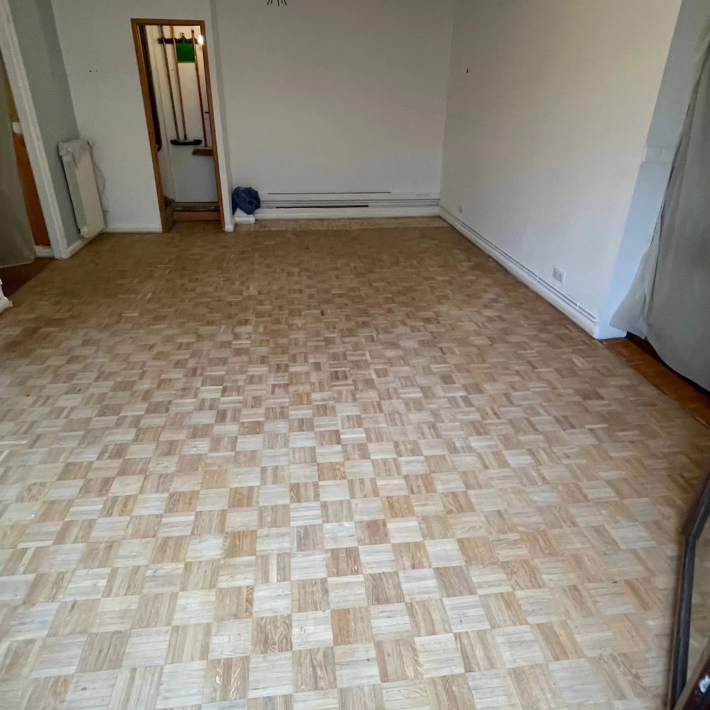 Sols - Rénovation parquet réalisé par L'Empreinte du Bâtiment